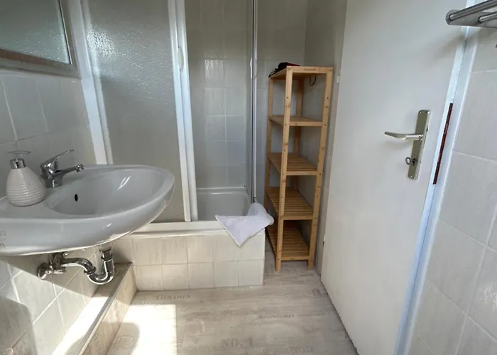 Apartamento Gaestehaus-schild *